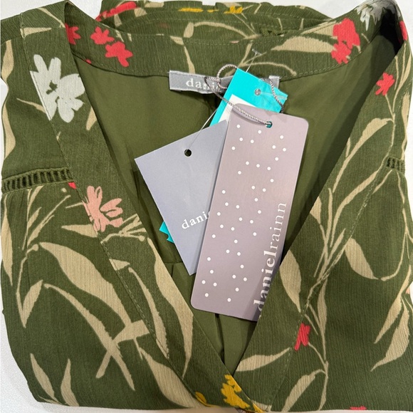 Daniel Rainn NWT Floral Button-Front Sundress - Picture 15 of 15